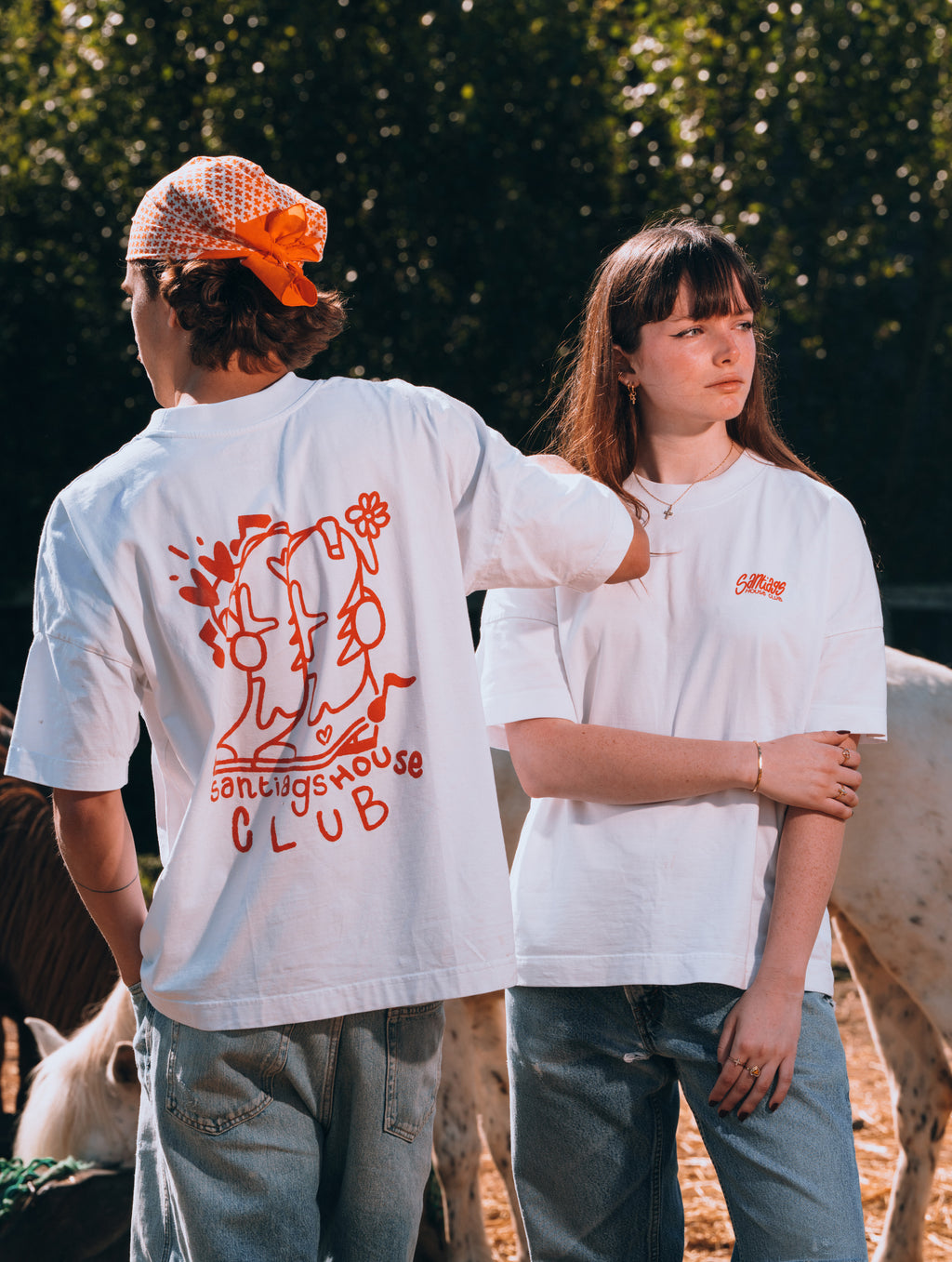 SANTIAGS HOUSE CLUB TEE