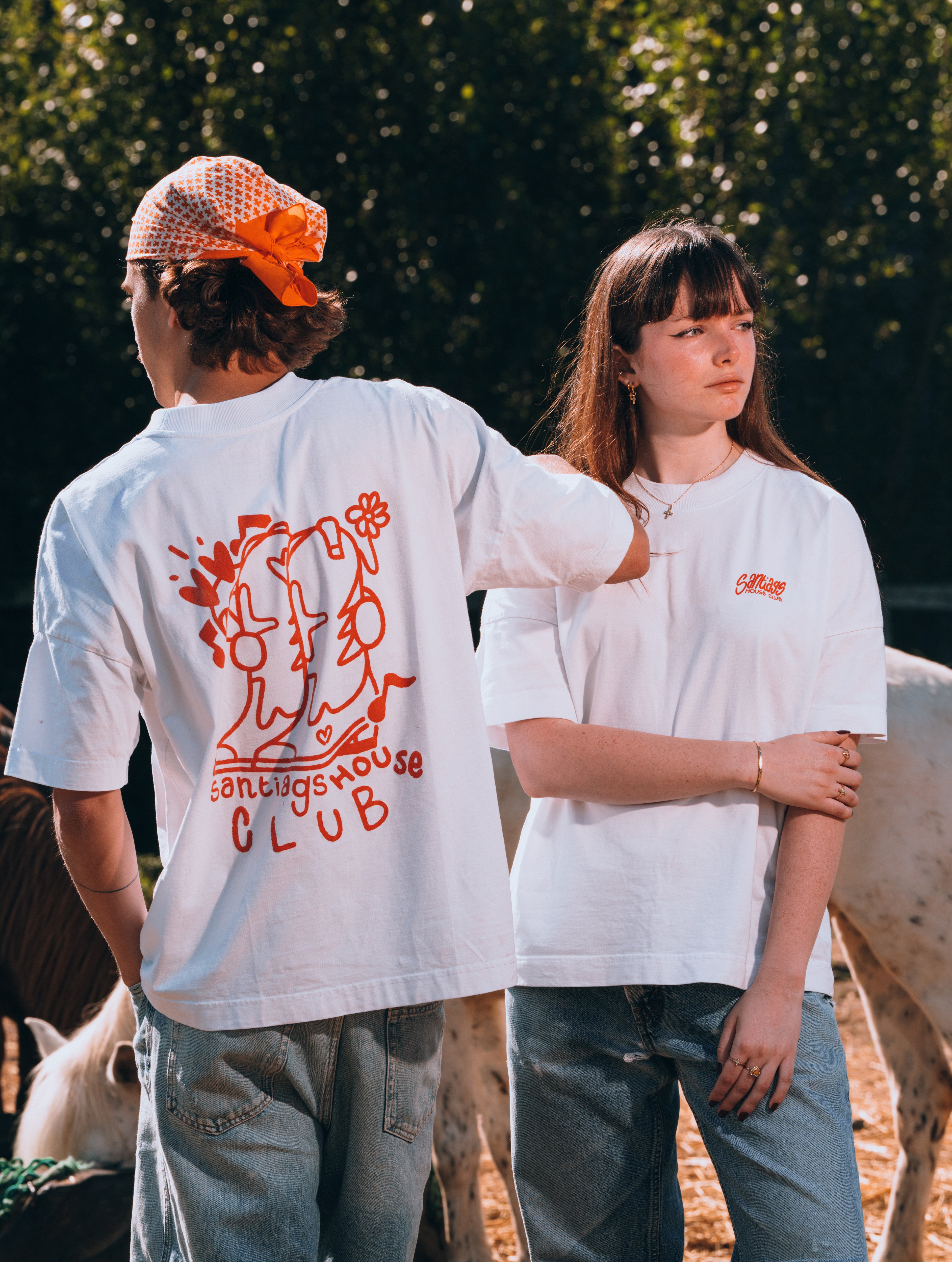 SANTIAGS HOUSE CLUB TEE